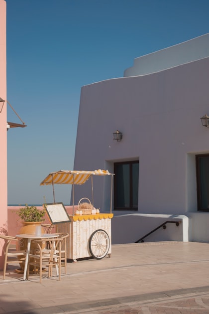 The Benefits of Mobile Drink Carts